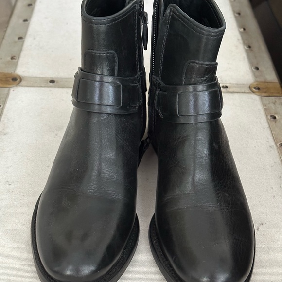 Tory Burch Leather Ankle Boots - Picture 3 of 8